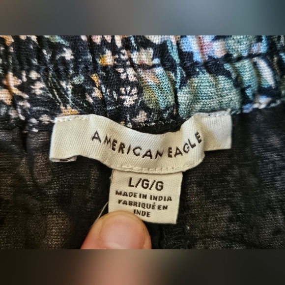 American Eagle Outfitters Floral Skater Skirt - Black and Pink - Picture 2 of 2